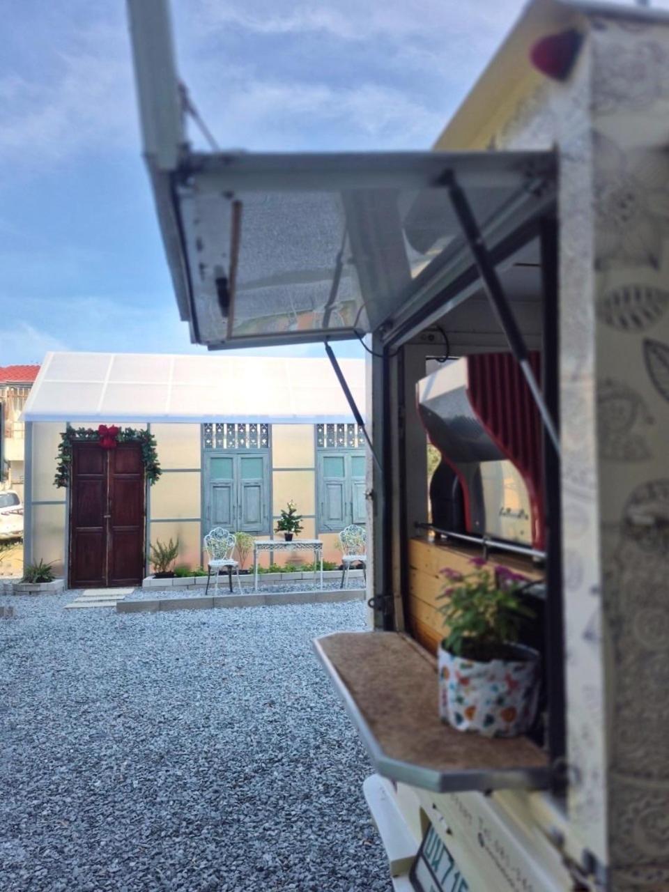 Udms On Nut 10 - Bangkok'S Charm 40 Sqm Hotel Екстериор снимка